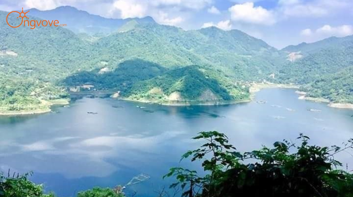 Khu Du Lịch Xóm Đá Bia Hòa Bình Tự Túc