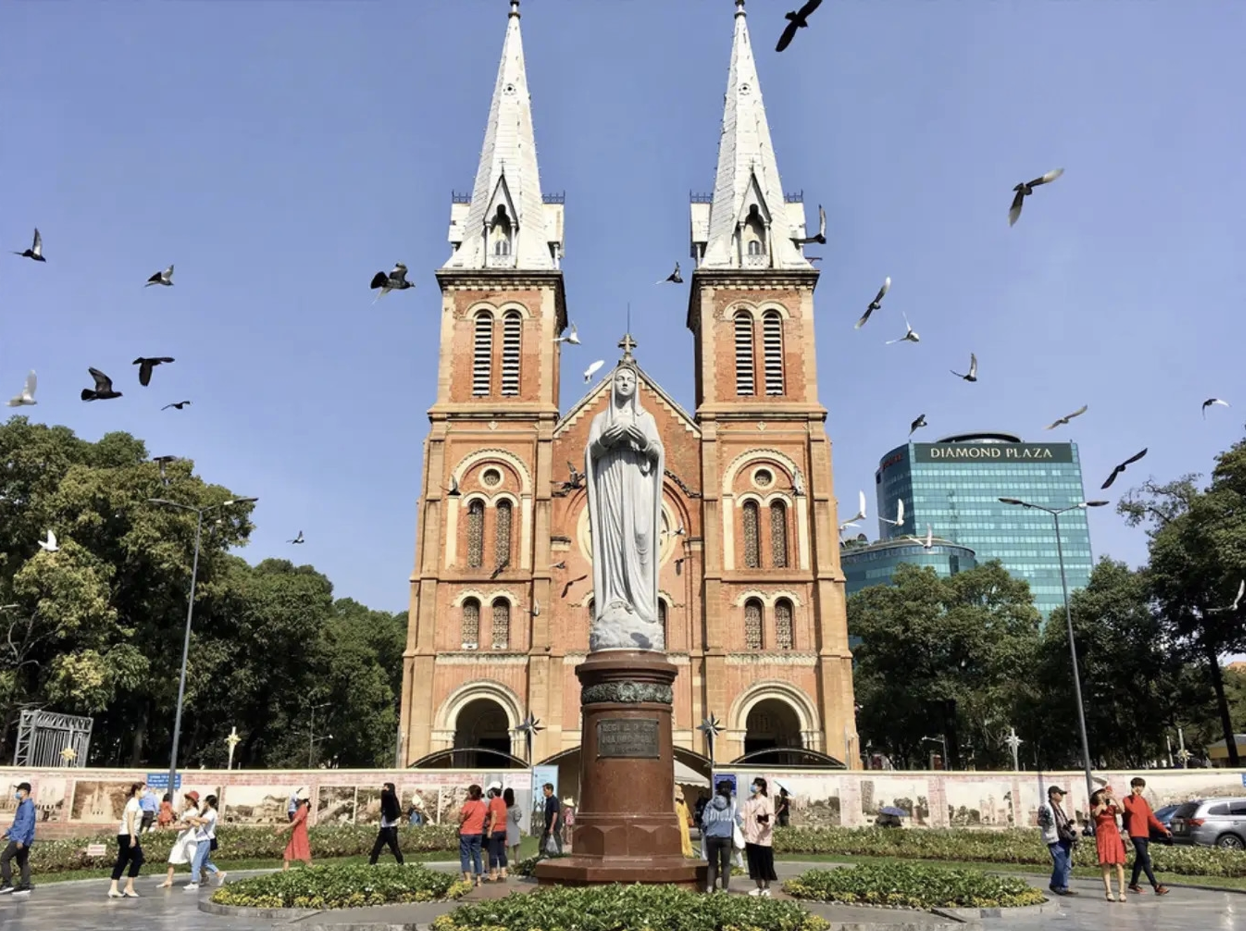 TOUR CITY HỒ CHÍ MINH 1 NGÀY (TOUR THIẾT KẾ RIÊNG) – CÙNG LOCAL GUIDE