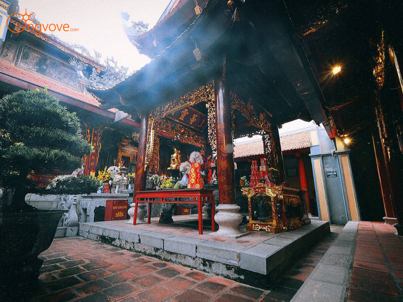 Vì Sao Nên Lựa Chọn Ong Vò Vẽ Travel Cho Tour Văn Hóa Hải Phòng?