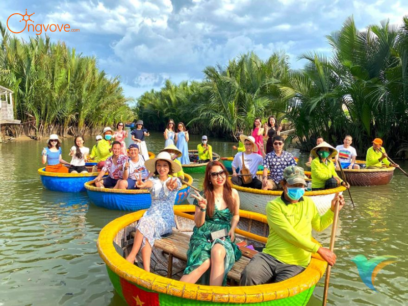 Buổi Sáng & Trưa: "Xõa Hết Mình" Tại Rừng Dừa Bảy Mẫu – Miền Tây Thu Nhỏ Giữa Lòng Quảng Nam