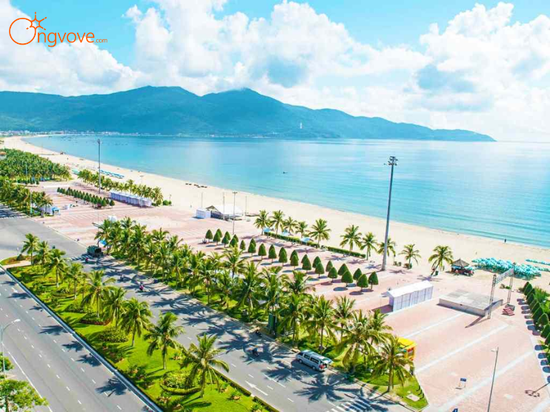 Các Cây Cầu Biểu Tượng & Bãi Biển Mỹ Khê