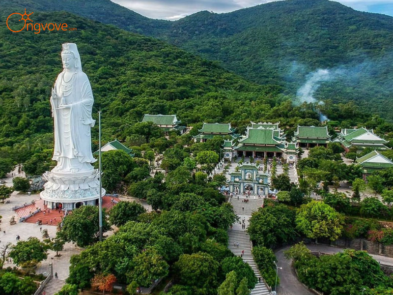 Chùa Linh Ứng – Nét Tâm Linh Giữa Đỉnh Núi