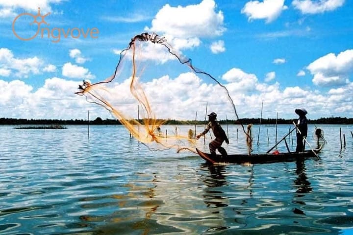 Đón bình minh buổi sớm và ngắm hoàng hôn