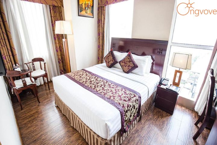 Golden Central Hotel 