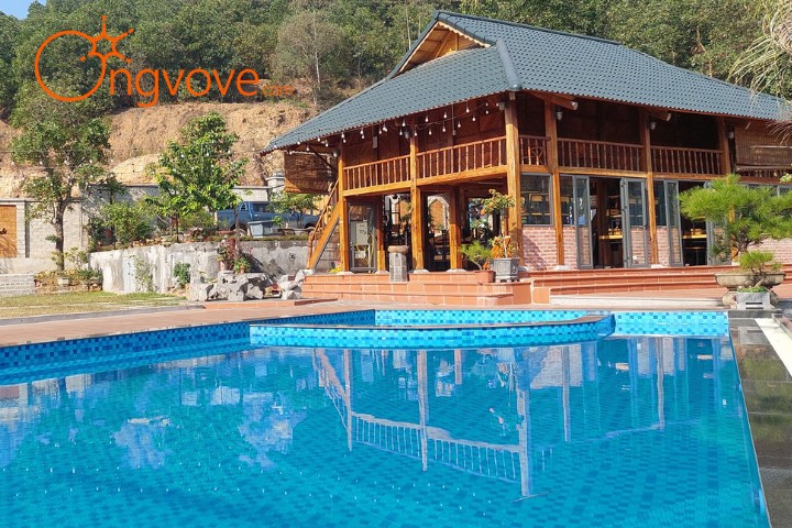 Nhà Bên Suối Stream House