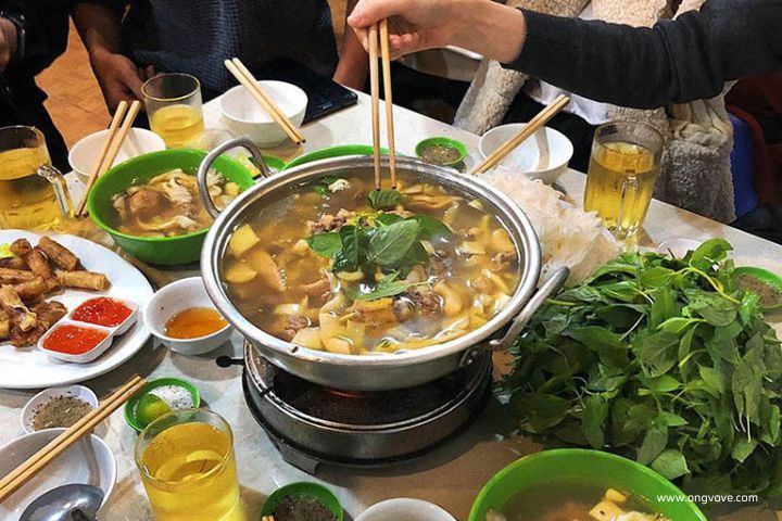 Gần Nhà thờ Con Gà có món ăn gì ngon