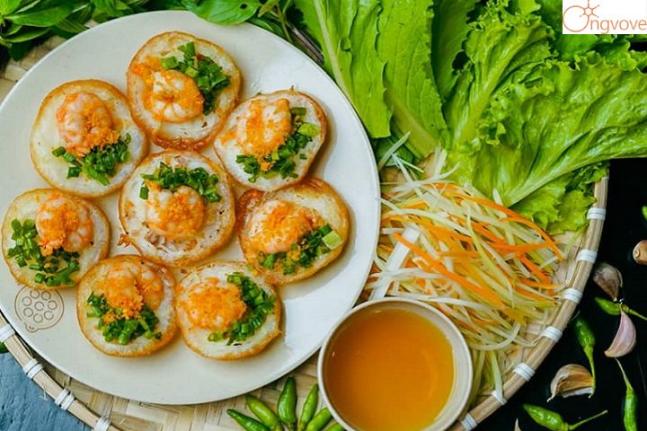 Bánh căn Khánh Hoà