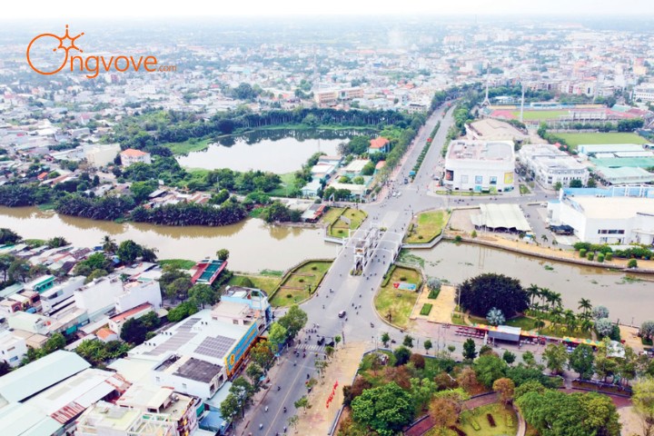Tại Sao Gọi Là Long An ?
