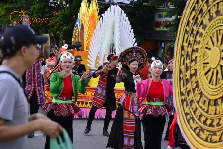 Văn hóa Văn Tỉnh Hoà Bình