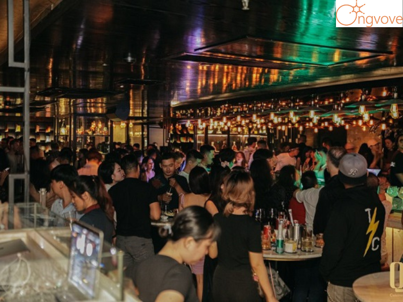 Cargo Bar bắt đầu hoạt động khi nào