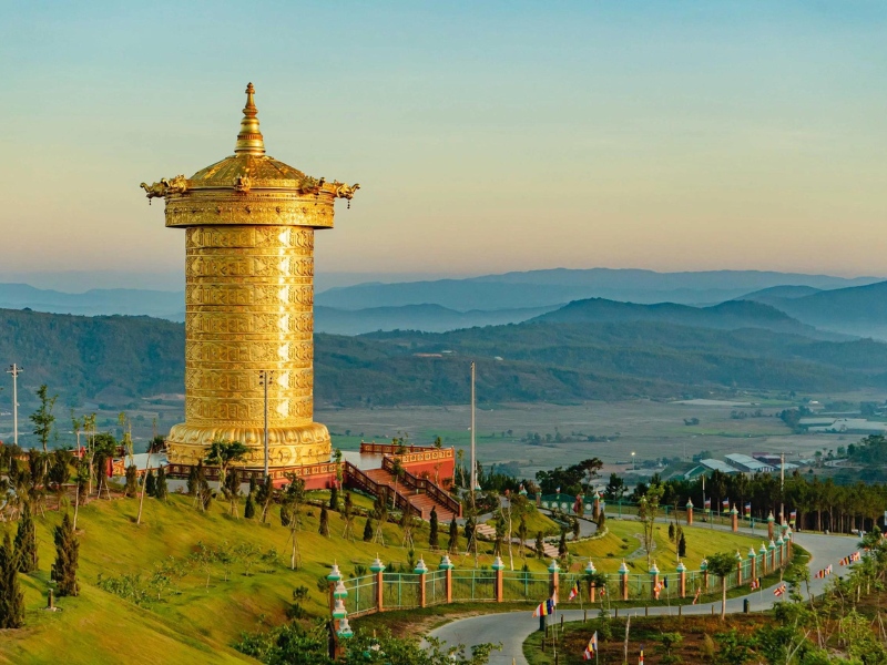 Đại Bảo Tháp Kinh Luân