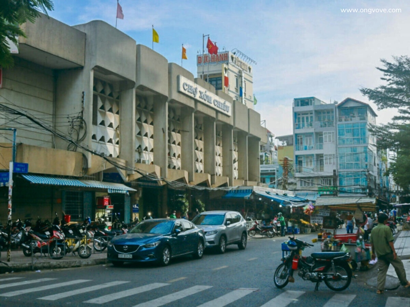 Chợ Xóm Chiếu
