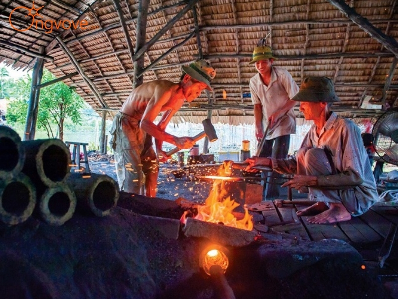 Kinh Nghiệm Khám Phá Làng Rèn Phúc Sen