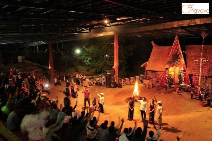 Giao lưu văn hóa cồng chiêng Tây Nguyên