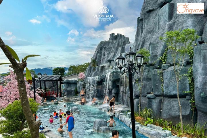 Vườn vua resort & villas