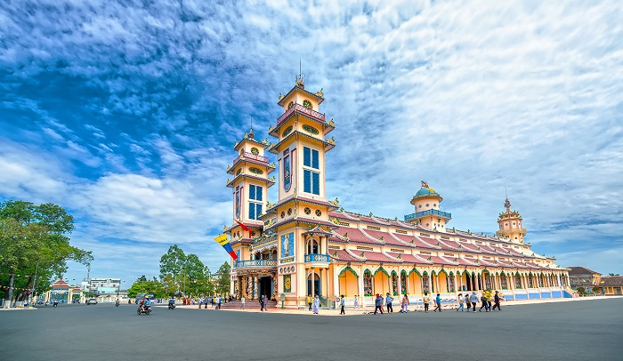 Có nên thuê hướng dẫn viên du lịch tại Hồ Chí Minh