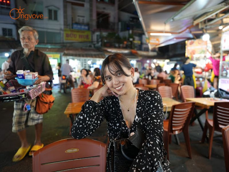 Kinh Nghiệm Tham Quan Tại Chợ Hồ Thị Kỷ Cùng Bạn Bè