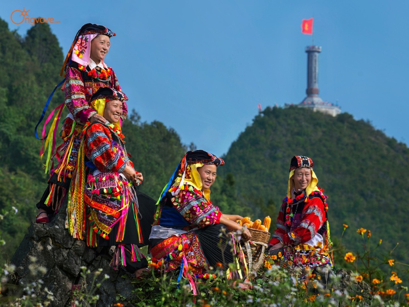 Trải Nghiệm Du Lịch Tại Chợ Phiên Lũng Cú Hà Giang