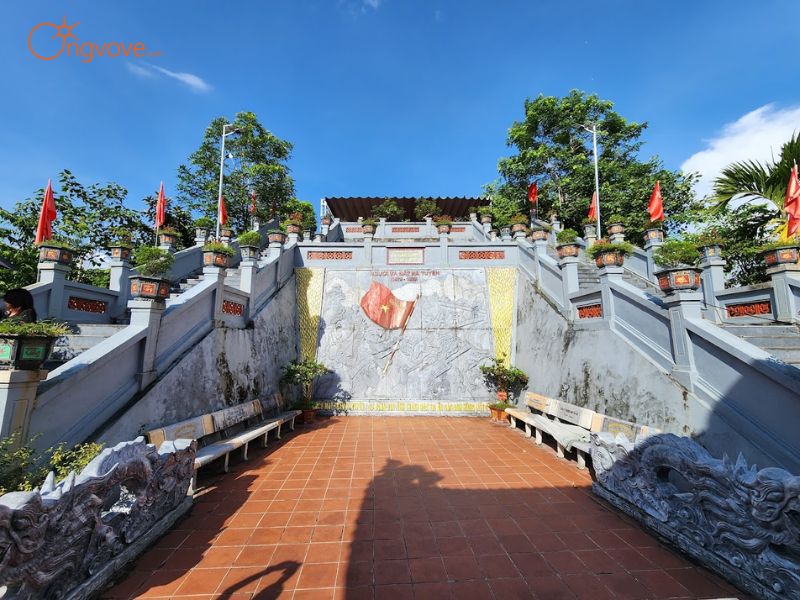 Đăng Ký Tour Tham Quan “Đền thờ các AHLS Mặt trận Vị Xuyên 468 Hà Giang” Tại Ong Vò Vẽ