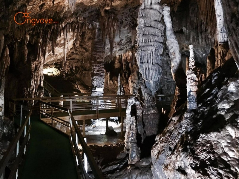 Những Nét Đặc Biệt Trong Hang Động Lùng Khúy Hà Giang