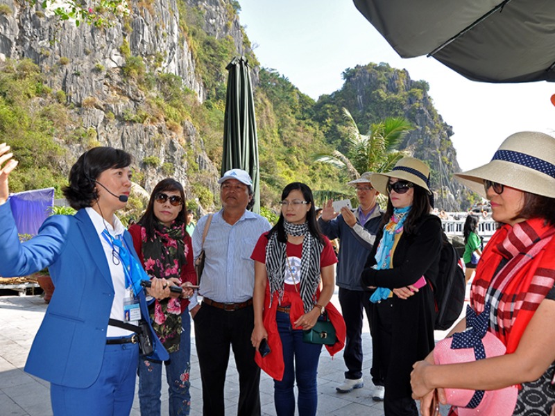 Tại Sao Bạn Cần Một Tour Guide Lai Châu?