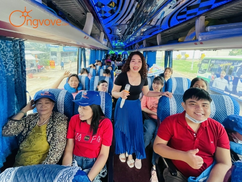 Tại Sao Bạn Cần Một Tour Guide Đồng Tháp?